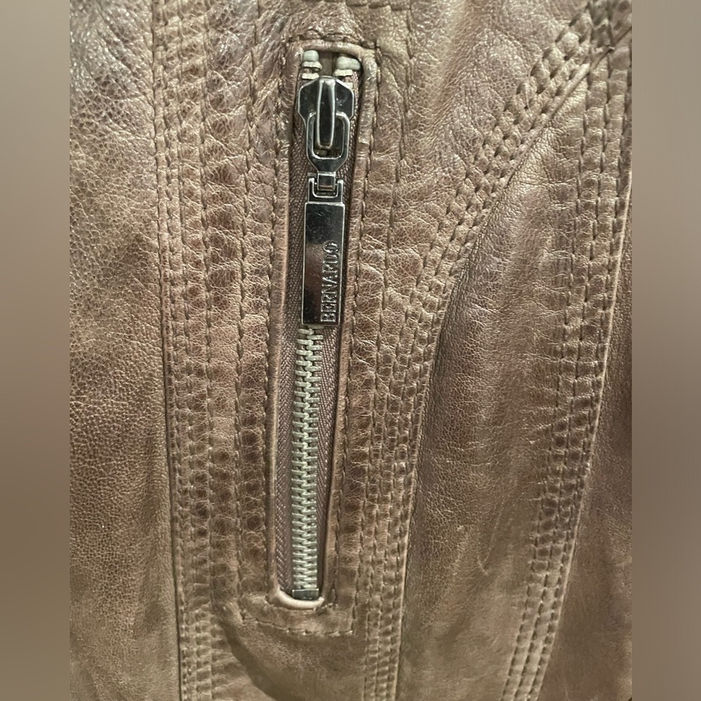 100% Leather Jacket - image 5